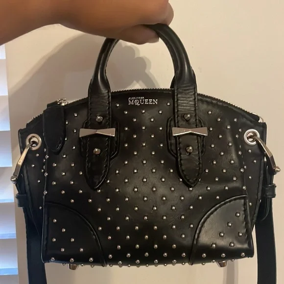 Alexander McQueen Women's Black Mini Legend Leather Crossbody Bag top handle - Picture 2 of 3